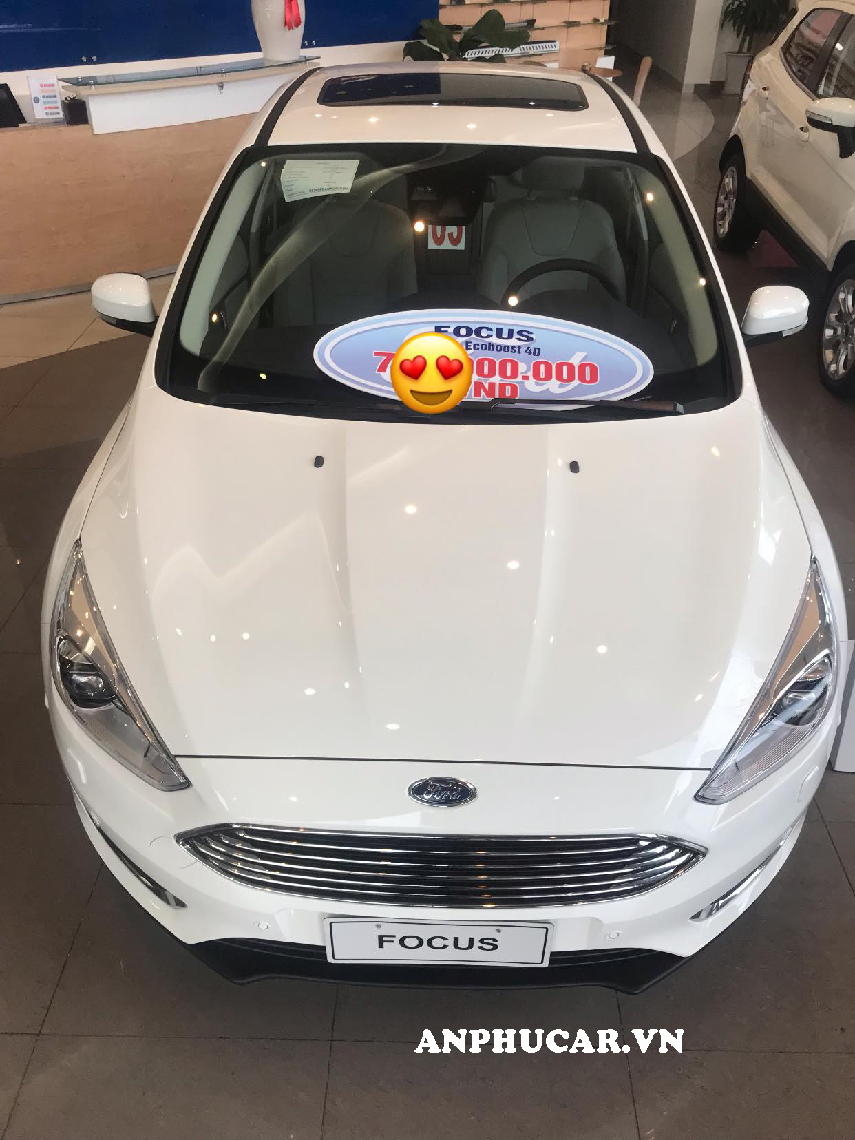 Mua xe Ford Focus 2019