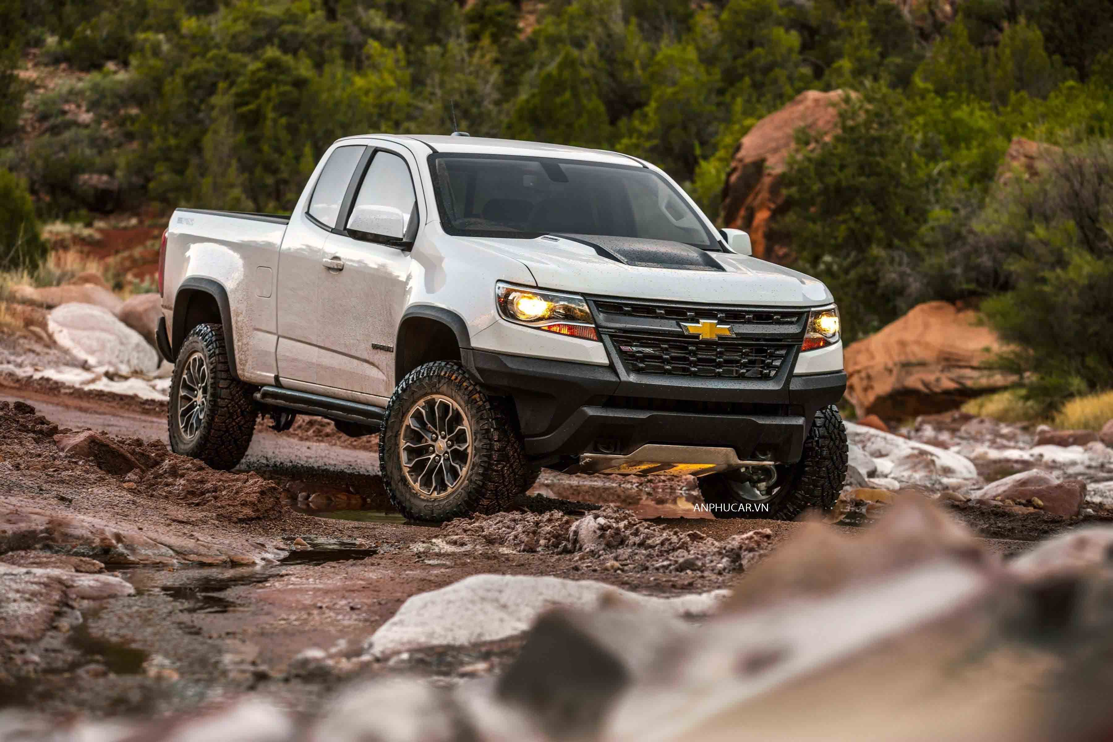 So sánh Chevrolet Colorado 2020 và Ford Ranger 2020