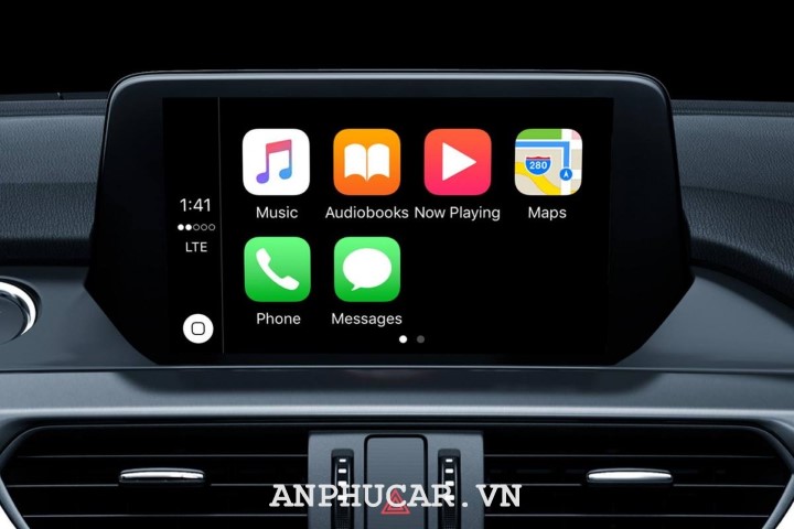 Android Auto va Apple CarPlay dung the nao