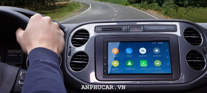 Android Auto va Apple CarPlay uu nhuoc diem